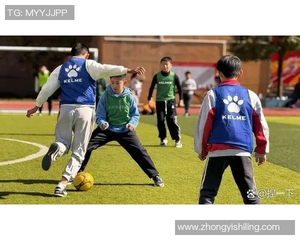 足球明星骨折后的康复之路与训练恢复技巧分享